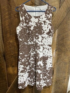 New York & Company Eyelet Lace Sleeveless Fit & Flare Dress Brown Floral F06